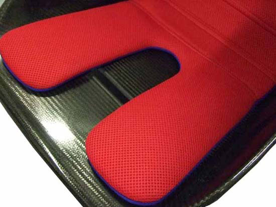 ReVerie Seat Cushion Kit (Narrow) - FIA Spacer Fabric: Red - R01SI6135R